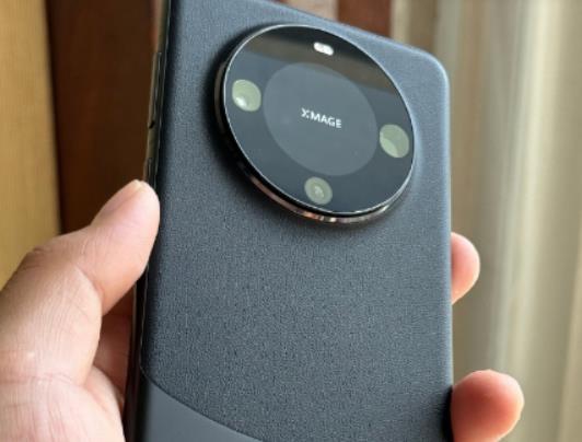 华为mate60pro抗造吗？华为mate60pro支持hicar吗