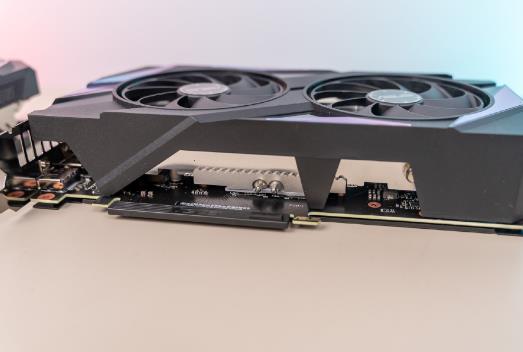 rtx3050显卡可以打战地吗？rtx3050显卡带的动渲染吗