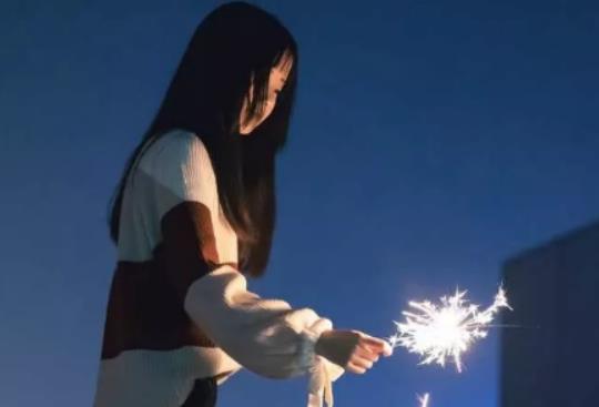 仙女棒可以放身上可以过安检吗?仙女棒网上买的可以用吗 仙女棒可以放身上可以过安检吗?仙女棒网上买的可以用吗