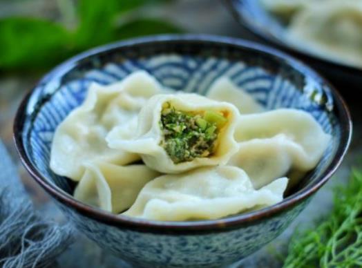 冬至吃汤饺子还是干饺子?冬至是最冷的一天吗 冬至吃汤饺子还是干饺子?冬至是最冷的一天吗