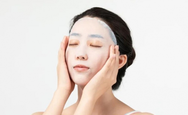坚持湿敷毛孔会变小吗 湿敷后可以直接涂水乳吗
