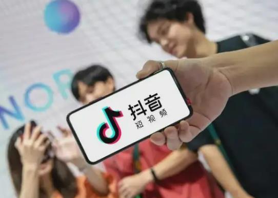抖音等级34级是刷礼物刷出来的吗？抖音点赞一万能兑换多少钱